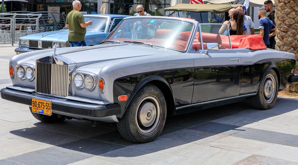 rolls royce corniche cabriolet voiture collection bretagne